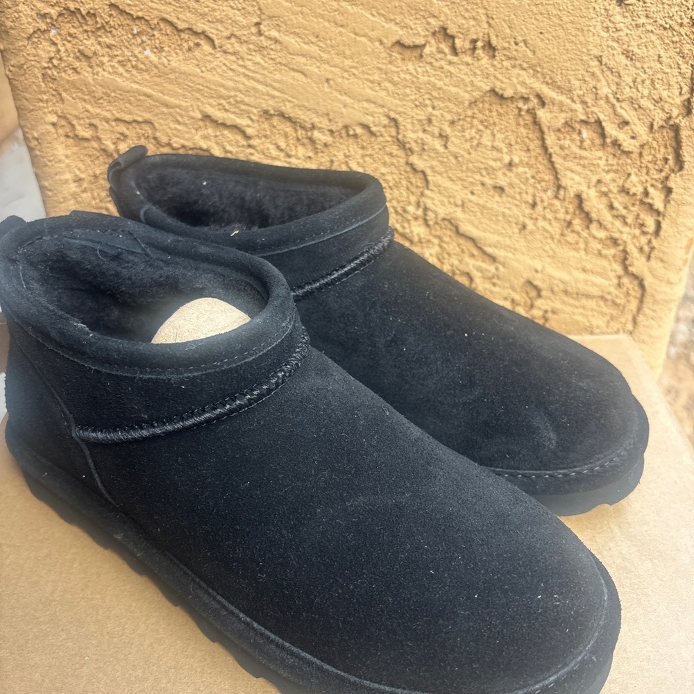 BEARPAW Women's Super Shorty Ankle Boot Black Size 6 new in box - Picture 6 of 8